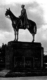 Statue de Lyautey à Casablanca.