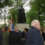 Le 5 juillet 2005, au pied de la statue de Lyautey.