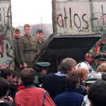Novembre 1989 : chute du mur de Berlin.