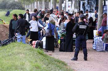 Evacuation de 300 Roms, le 28 août 2007, à Vénissieux.