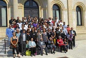 Deux vétérans et des dizaines de descendants, à Sorgues le 6 septembre 2012.
