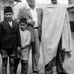 Emmanuel Roblès, Mouloud Feraoun et ses fils en Kabylie, en 1952