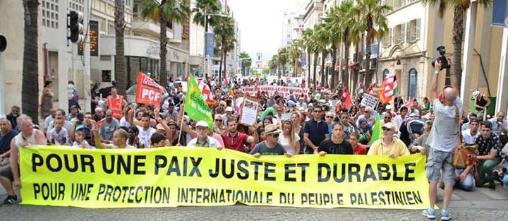 Avenue de la République, à Toulon, le 2 août 2014