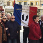 Carpentras : des manifestants pieds-noirs interpellent Emmanuel Macron (RT France)