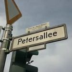 La Petersallee, nommée en hommage à Carl Peters.