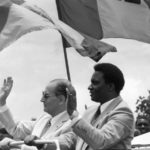 François Mitterrand et le président rwandais Juvénal Habyarimana le 7 octobre 1982 à Kigali, capitale du Rwanda. PIERRE GUILLAUD / AFP
