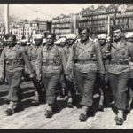 Le défilé de la victoire, le 29 août 1944. Les tirailleurs algériens, dont faisait partie Ahmed Litim, ont payé un lourd tribut pour libérer Marseille. (Fonds Julia Pirotte, La contemporaine).