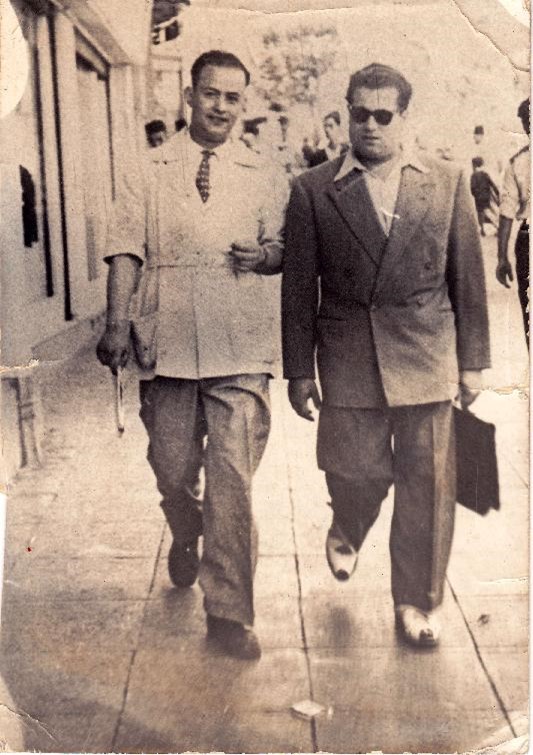 Mohand Selhi et Ali Boumendjel avant leur enlèvement. © Archives de la famille Boumendjel