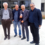 Lors d'un colloque à l'université de Sétif en mai 2018, de dr. à g., Kamel Beniaiche, Fouad Soufi, Ali Fateh Ayadi et Gilles Manceron.